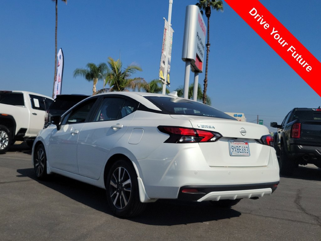 Used 2025 Nissan Versa SV w/ Trunk Package FWD image 2