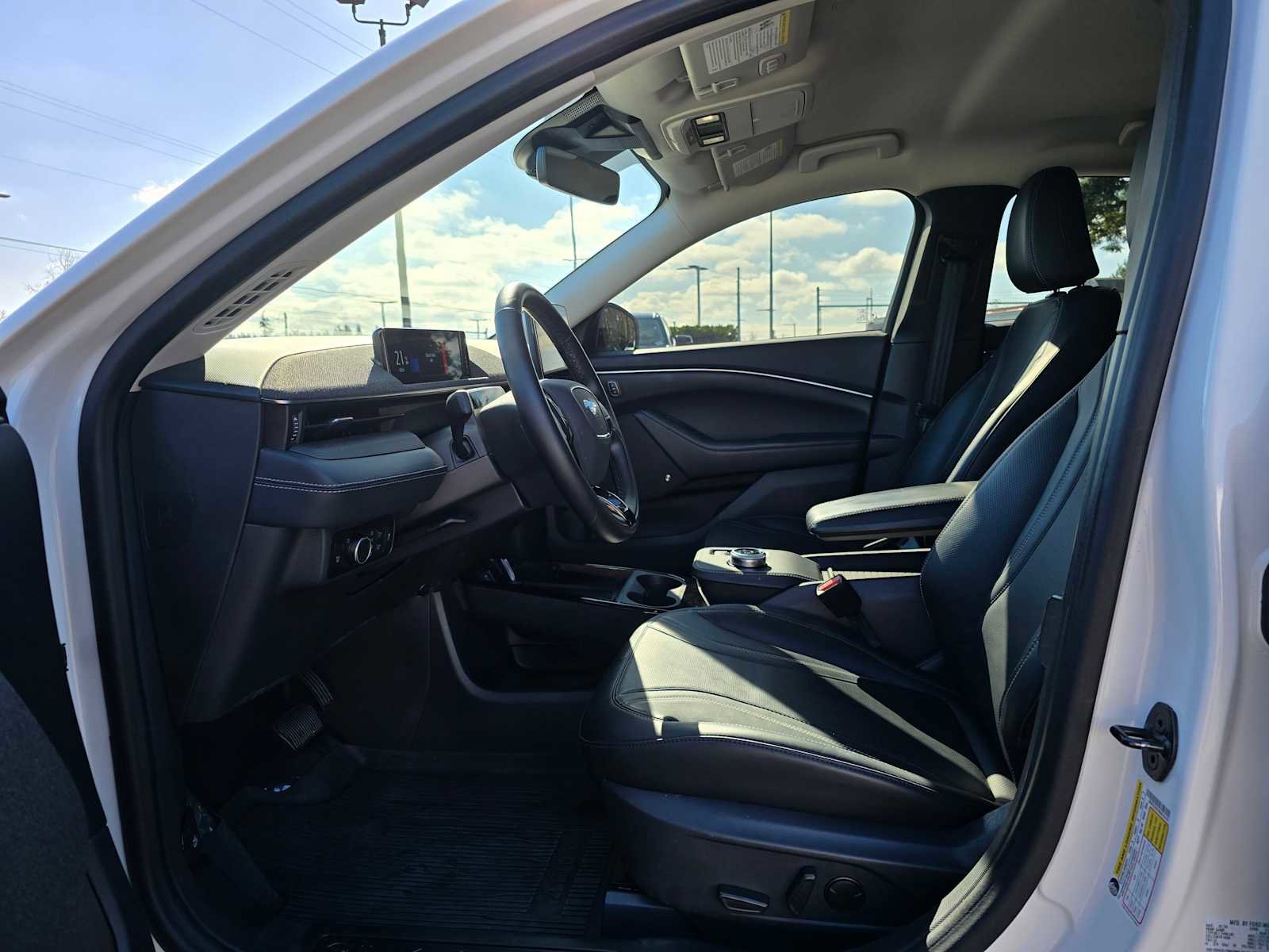 Used 2024 Ford Mustang Mach-E Premium image 20