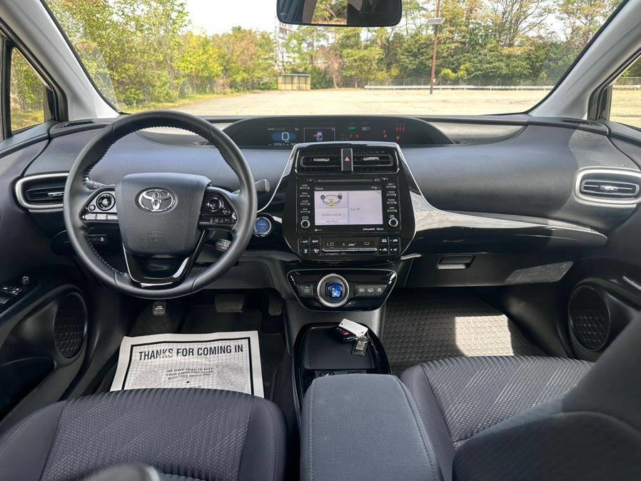 Used 2022 Toyota Prius Prime LE image 26