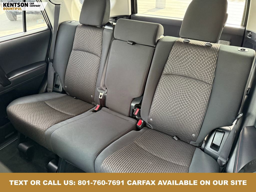 Used 2024 Toyota 4Runner TRD Off-Road image 32