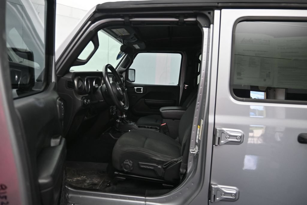 Used 2018 Jeep Wrangler Unlimited Sport S AWD/4WD image 20