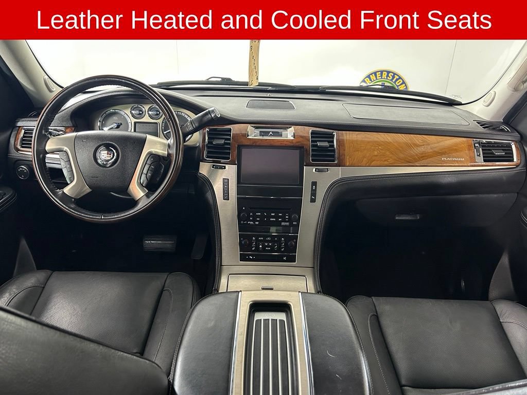 Used 2013 Cadillac Escalade Platinum AWD/4WD image 6