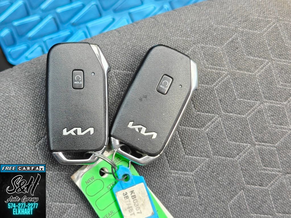Used 2024 Kia Seltos S AWD/4WD image 14