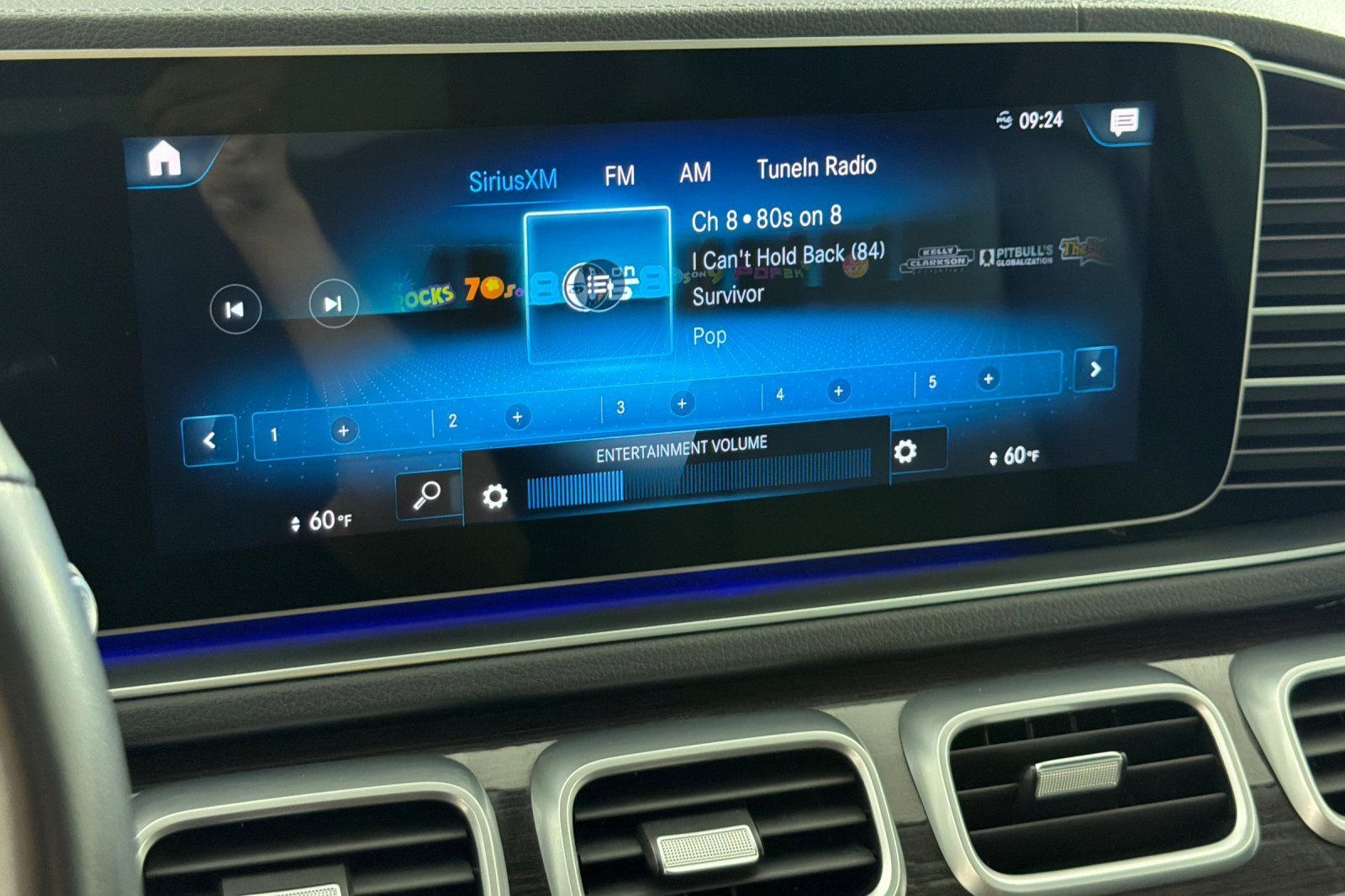 Used 2023 Mercedes-Benz GLS 450 4MATIC image 17