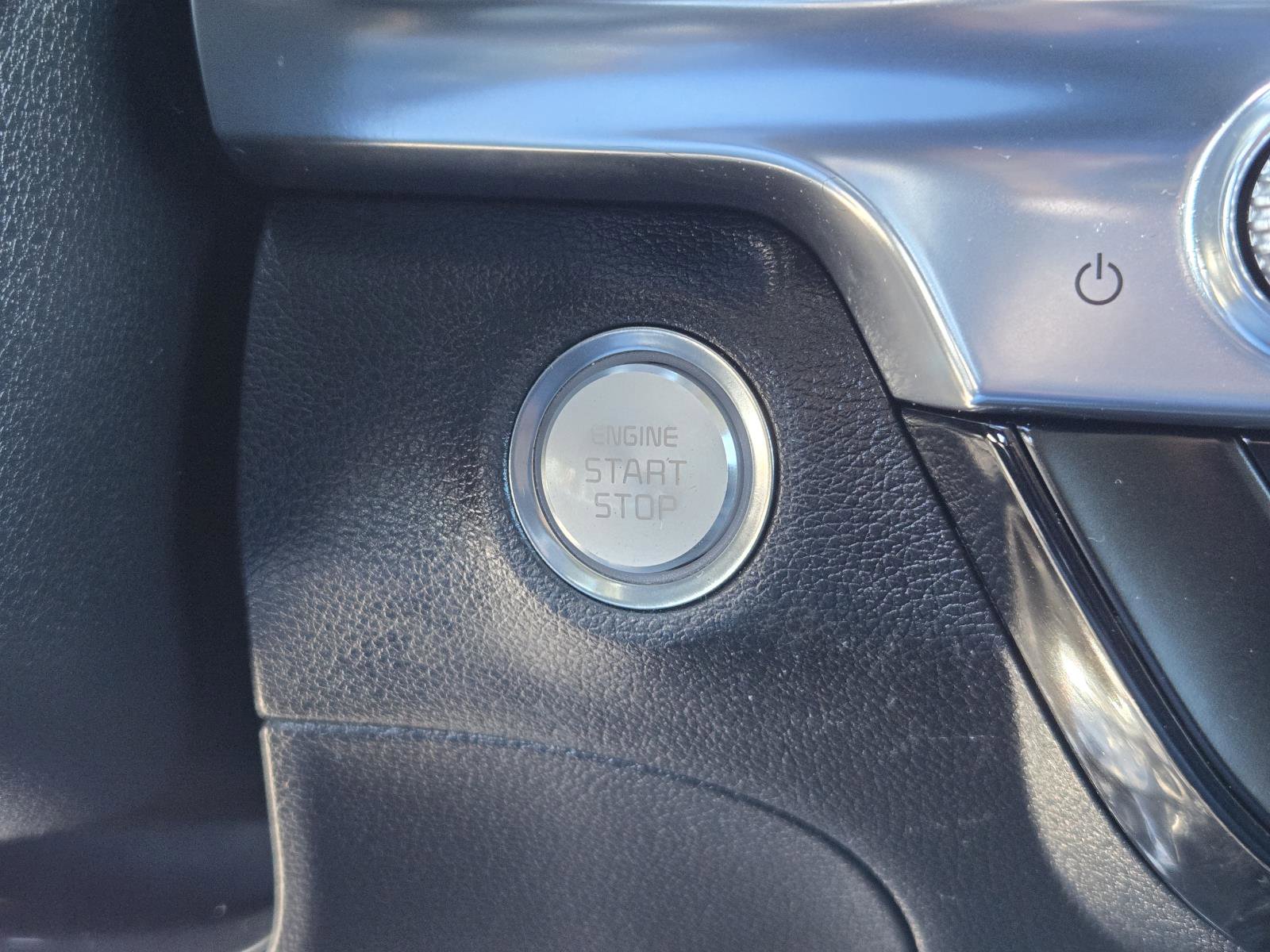 Used 2022 Kia Telluride LX image 11