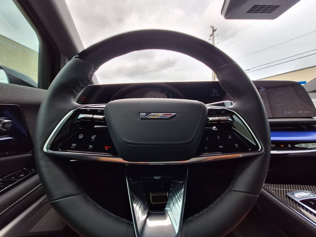 New 2026 Cadillac Optiq V AWD/4WD image 20