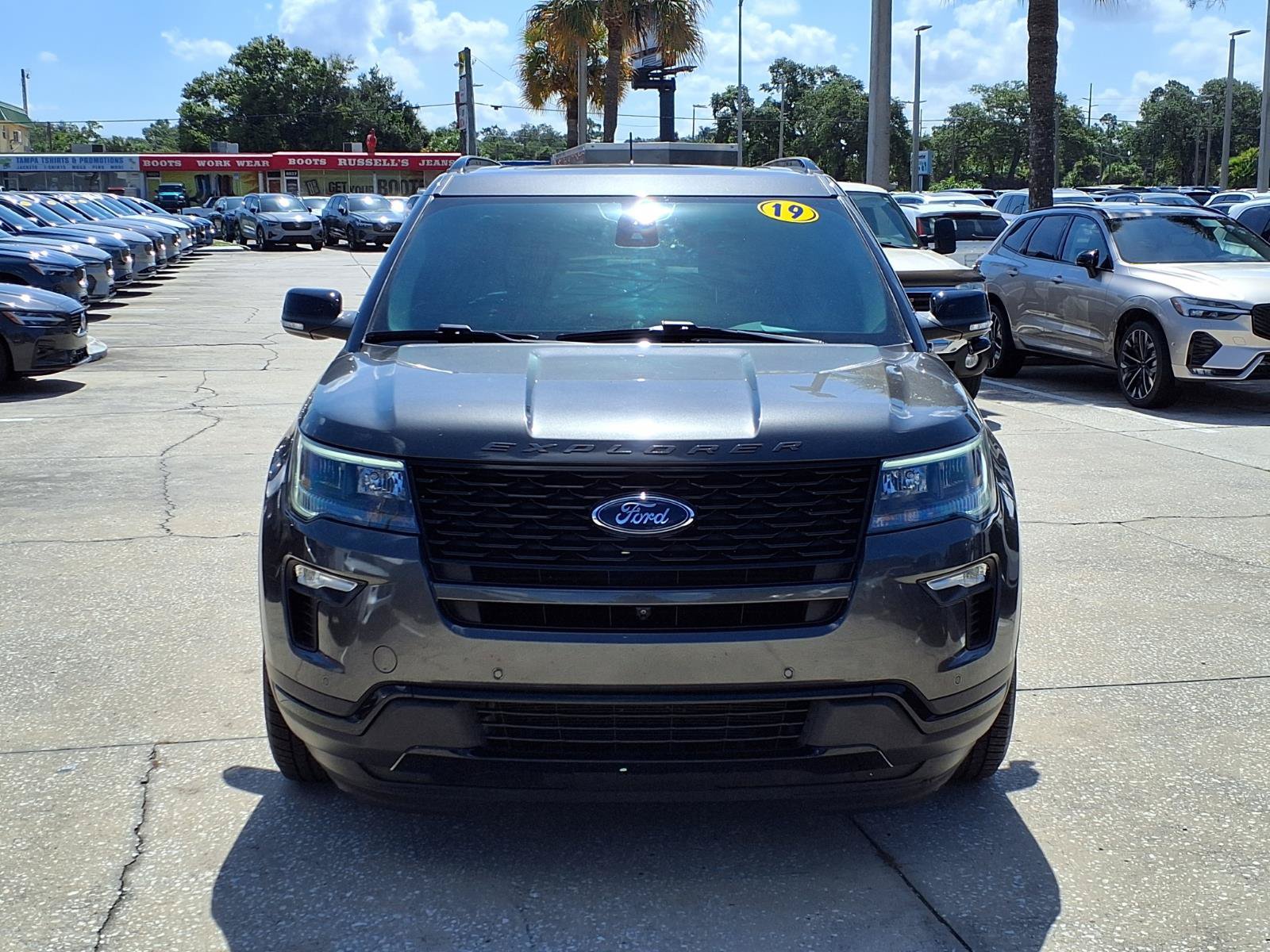 Used 2019 Ford Explorer Sport w/ Equipment Group 401A AWD/4WD image 2
