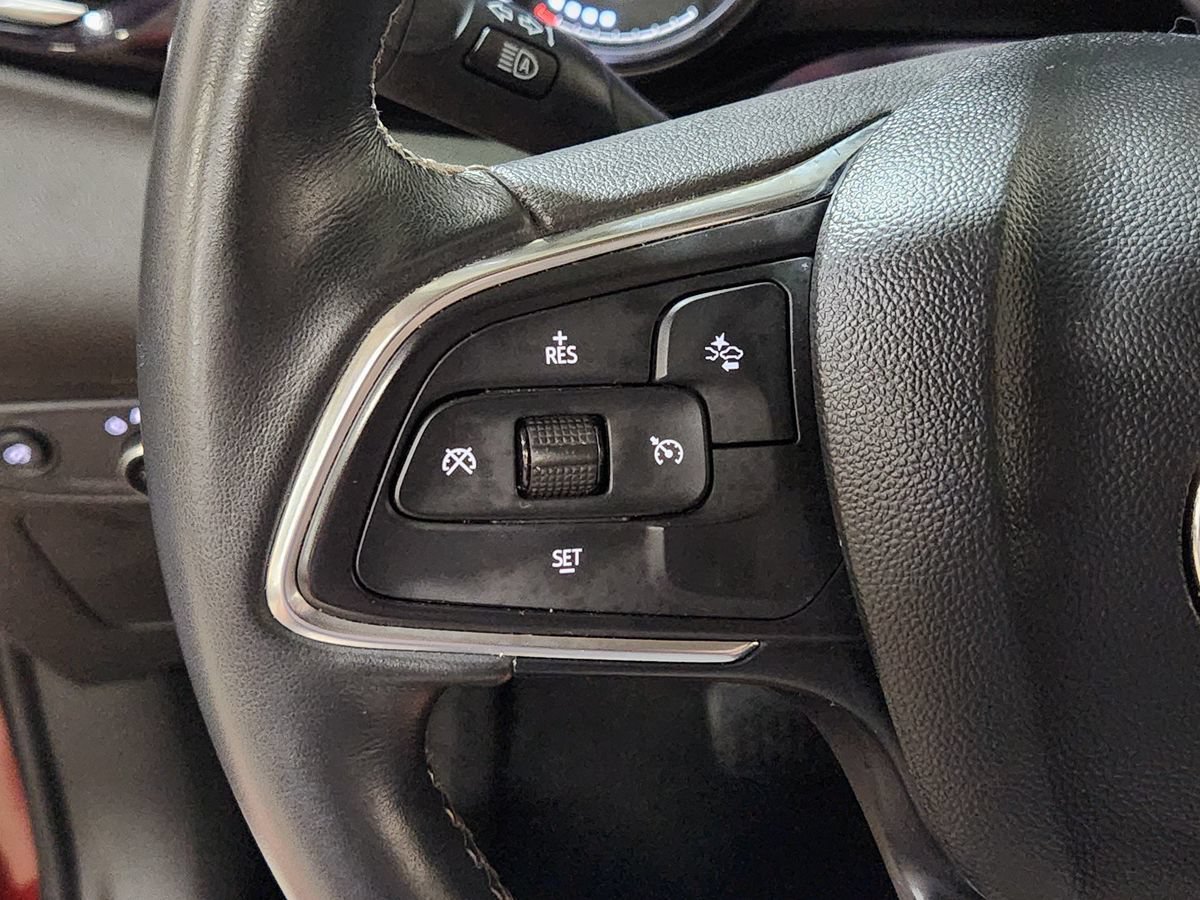 Used 2022 Buick Encore GX Select w/ Sport Touring Package FWD image 48