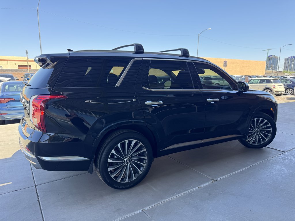 Used 2024 Hyundai Palisade Calligraphy AWD/4WD image 4