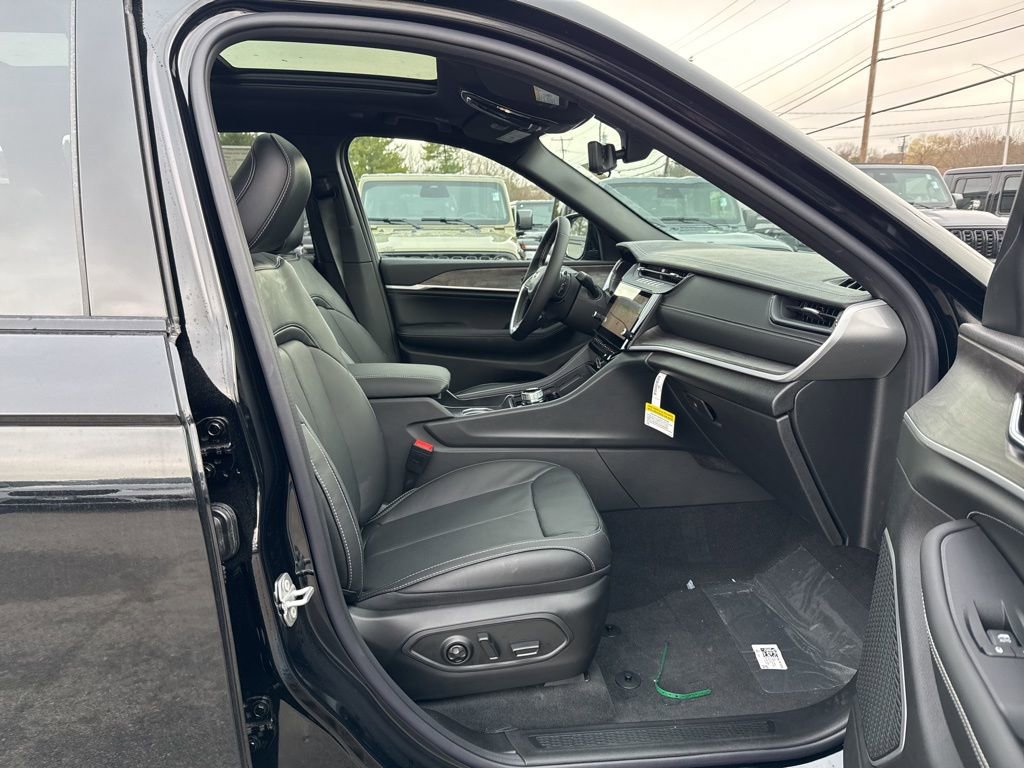 New 2026 Jeep Grand Cherokee Limited image 31