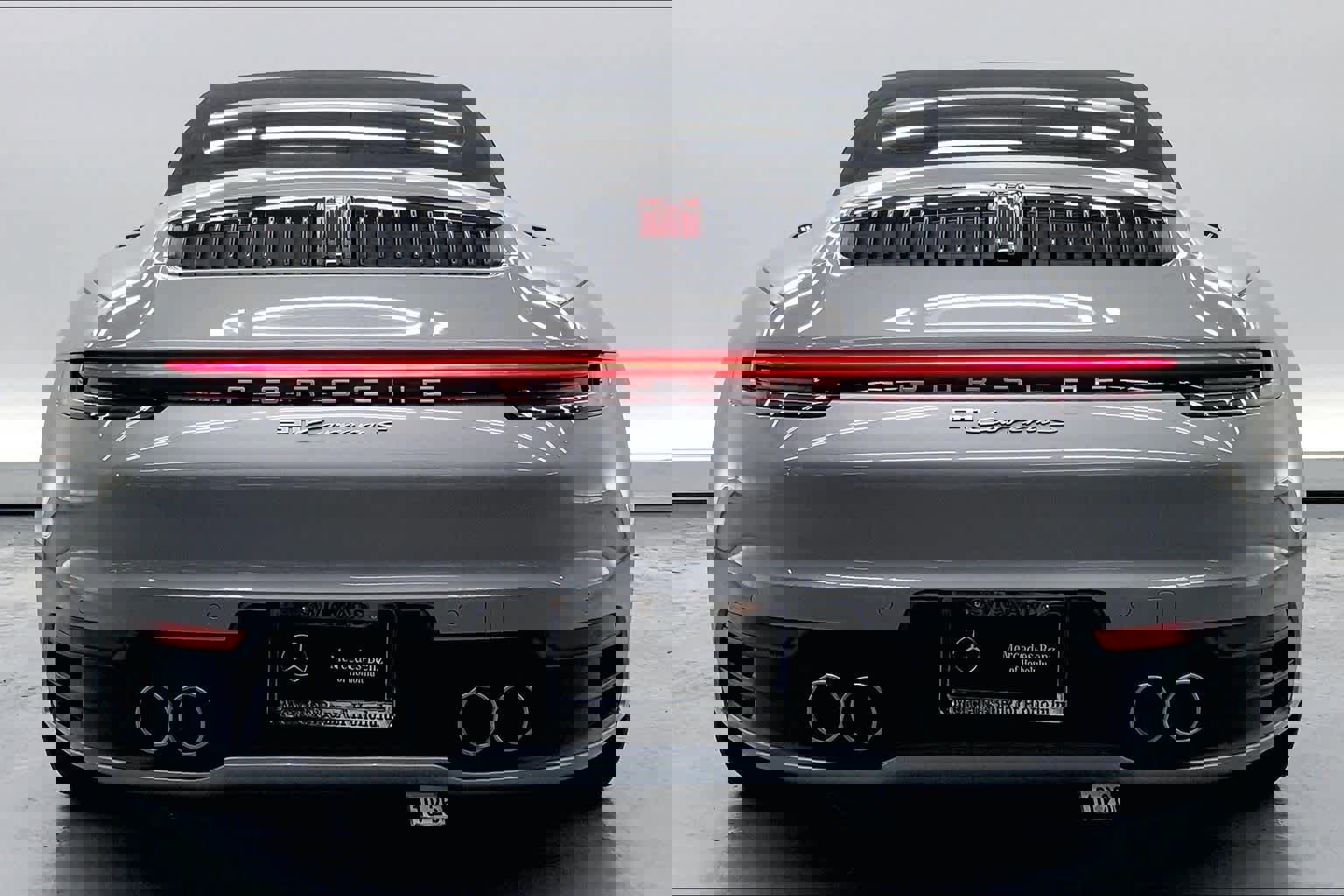 Used 2020 Porsche 911 Carrera S image 3