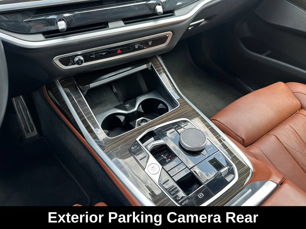 Used 2024 BMW X7 xDrive40i w/ M Sport Package AWD/4WD image 26