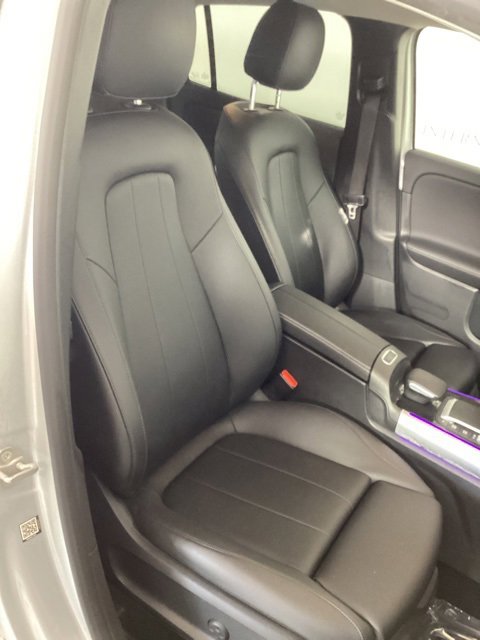 Used 2021 Mercedes-Benz GLA 250 4MATIC image 16