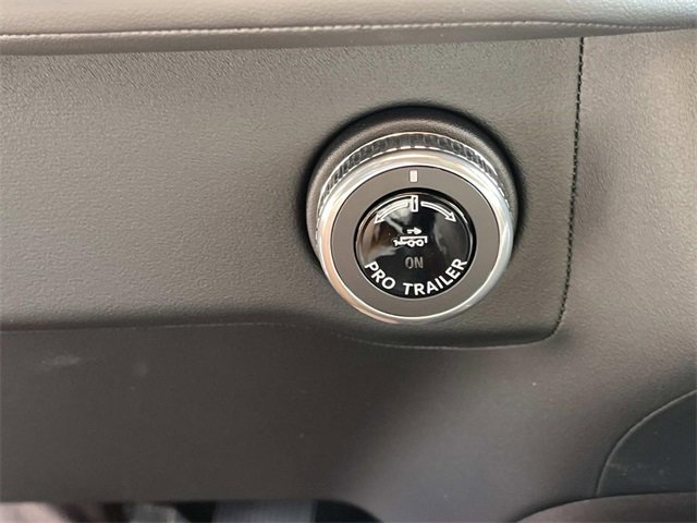 New 2025 Lincoln Navigator L Reserve w/ Jet Appearance Package image 31