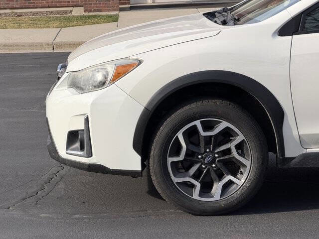 Used 2016 Subaru Crosstrek 2.0i image 11
