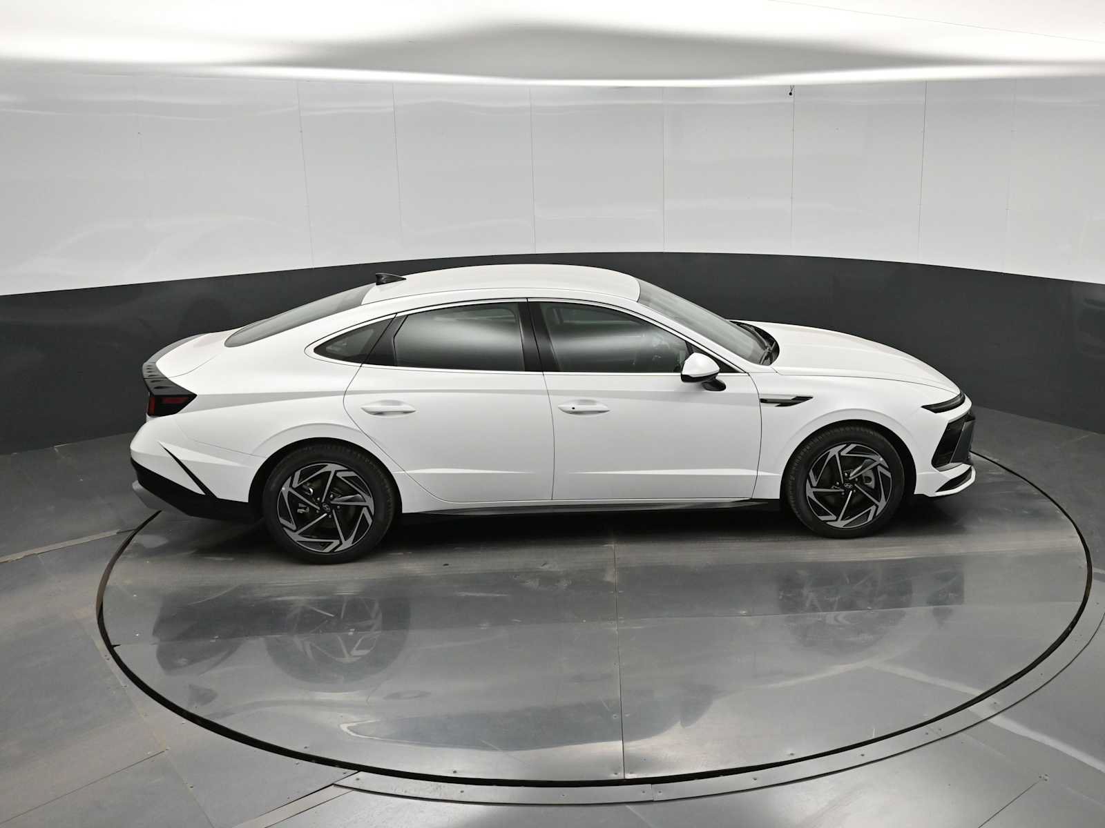 New 2026 Hyundai Sonata SEL FWD image 31