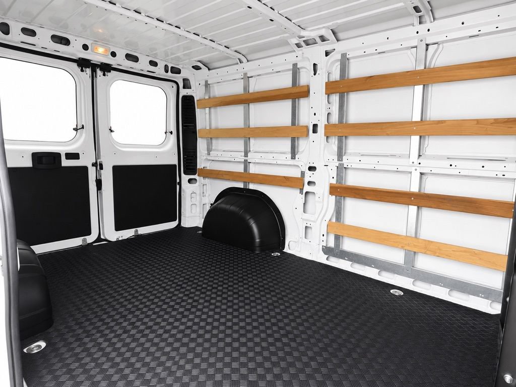Used 2025 RAM ProMaster 2500 w/ U-Haul Equipment Group FWD image 16