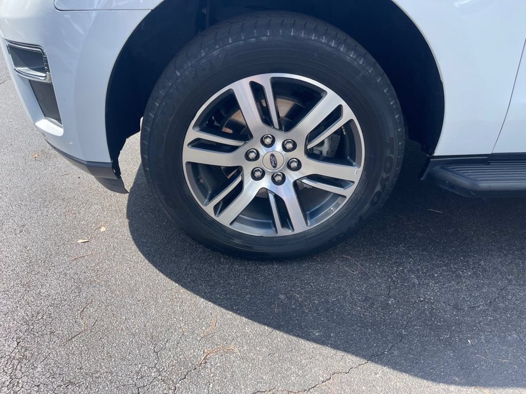 Used 2024 Ford Expedition Max Limited RWD image 10