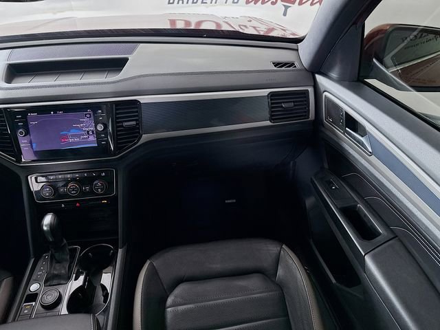 Used 2020 Volkswagen Atlas Cross Sport SEL Premium image 28