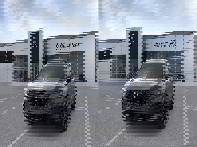 New 2025 Lincoln Nautilus Reserve w/ Jet Appearance Package image 3