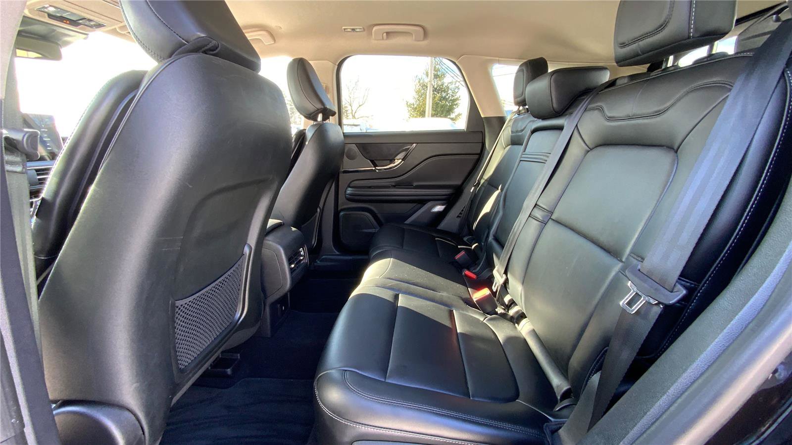 Used 2023 Lincoln Corsair AWD w/ Towing Package image 11