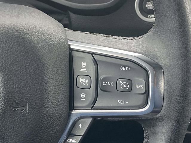 Used 2025 RAM 1500 Laramie AWD/4WD image 19