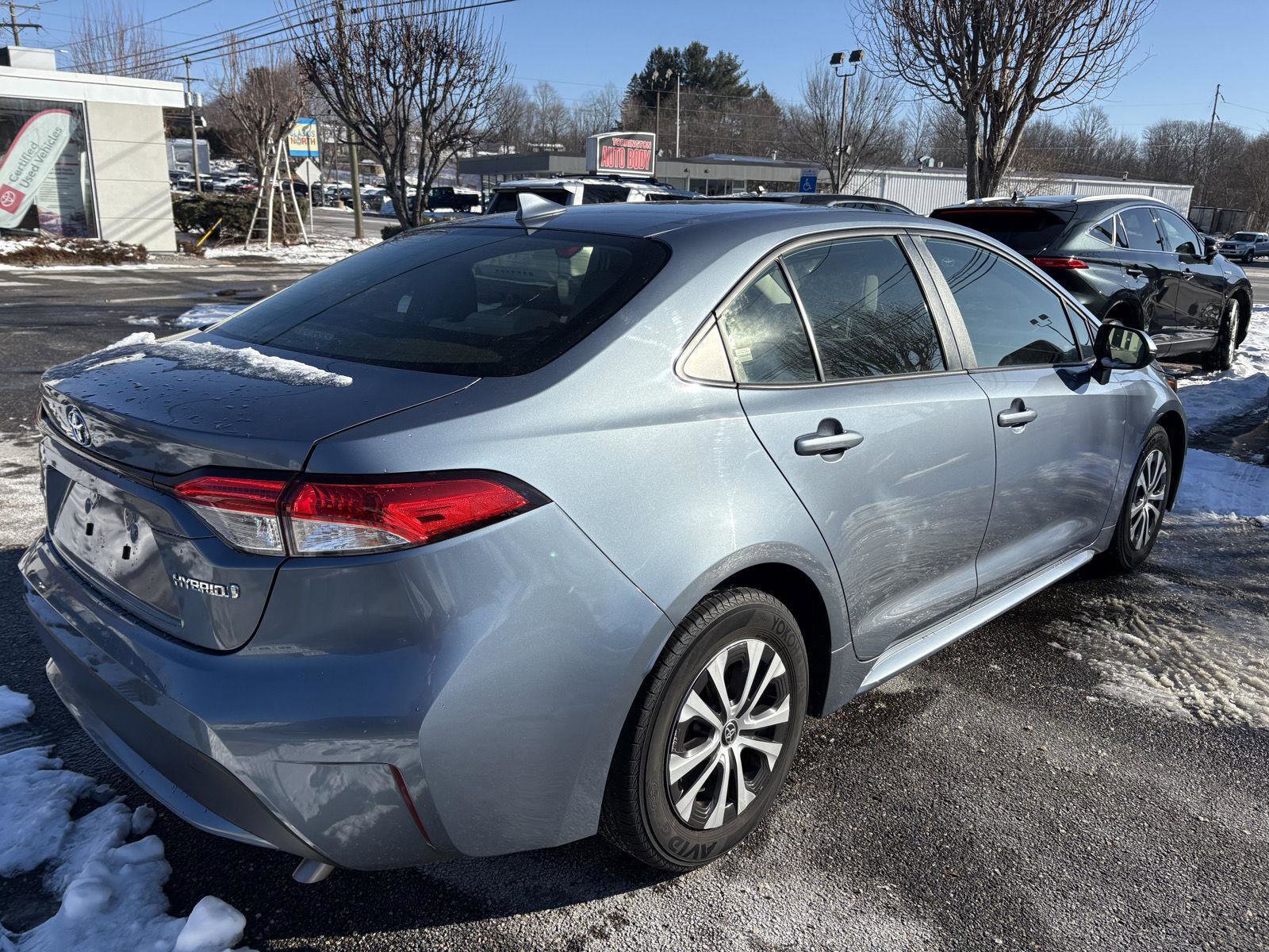 Used 2022 Toyota Corolla LE image 7