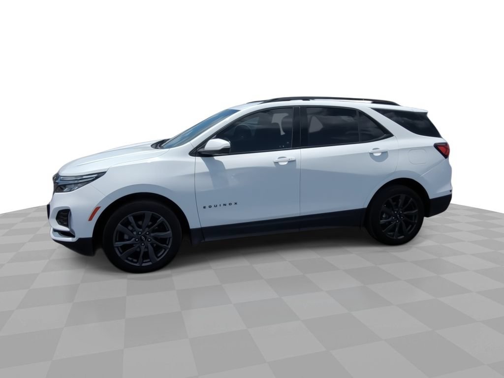 Certified 2022 Chevrolet Equinox RS w/ RS Leather Package FWD image 4