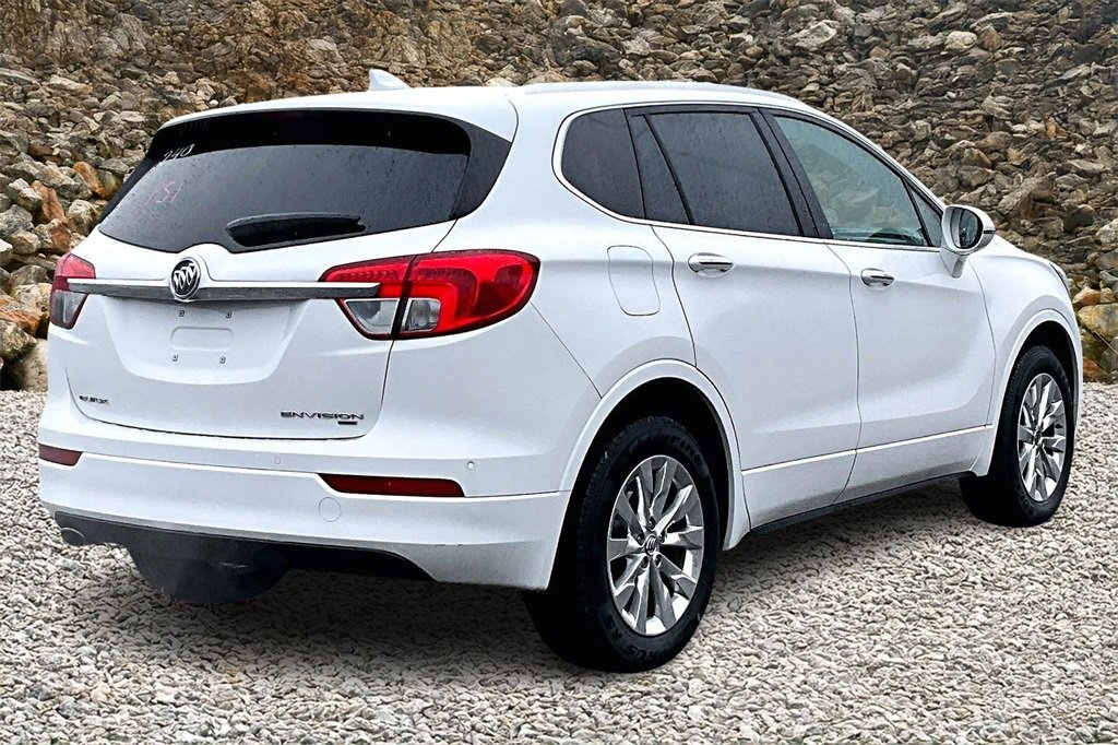 Used 2017 Buick Envision Essence image 2