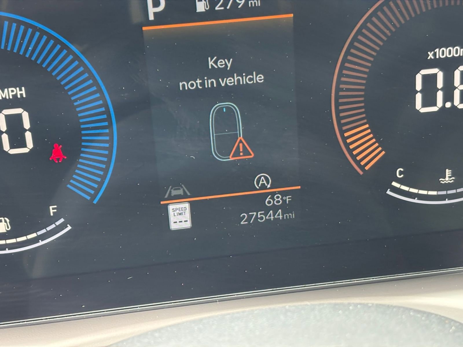 Used 2025 Hyundai Tucson SEL FWD image 41