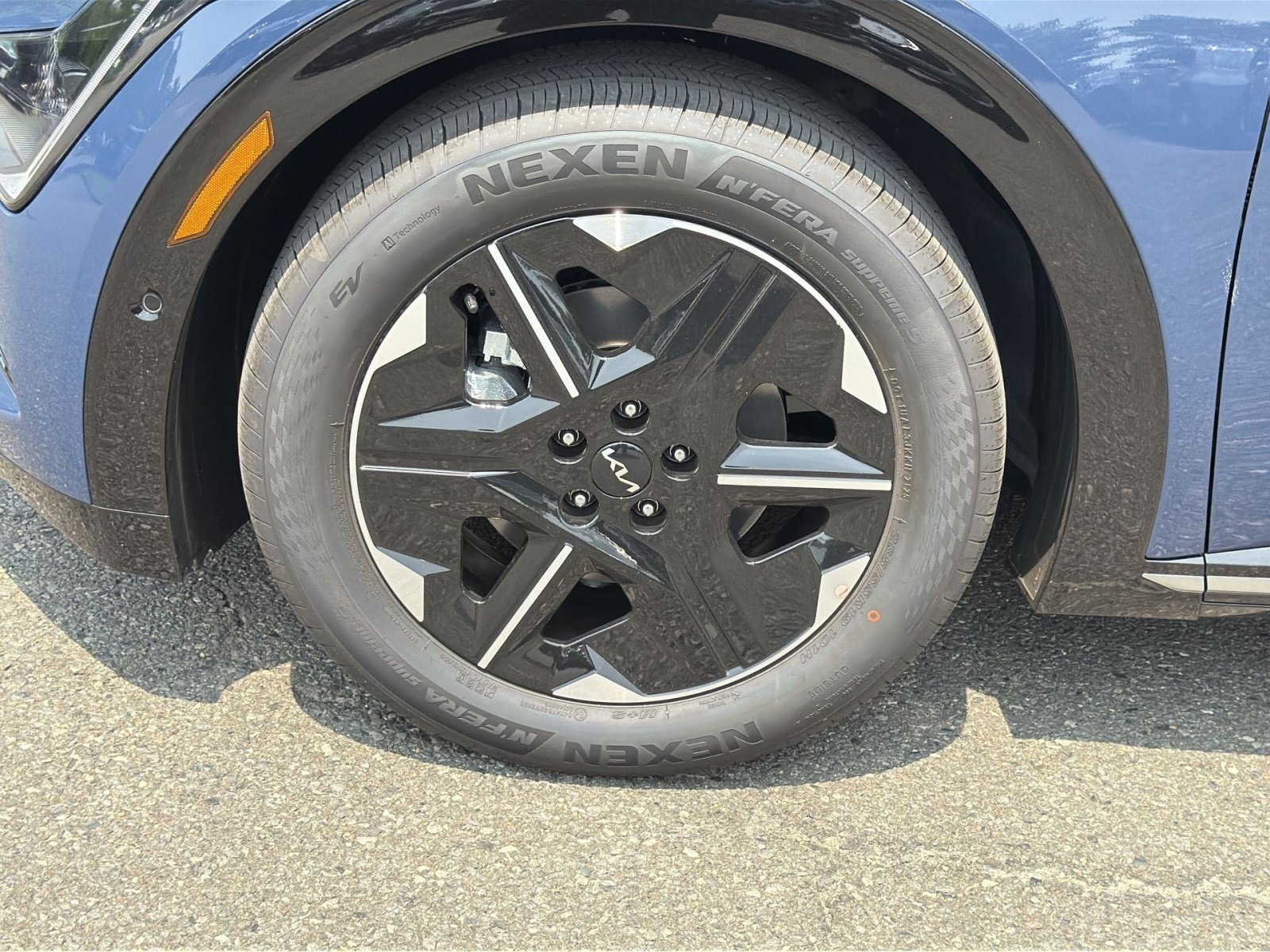 New 2026 Kia EV6 Wind AWD/4WD image 16