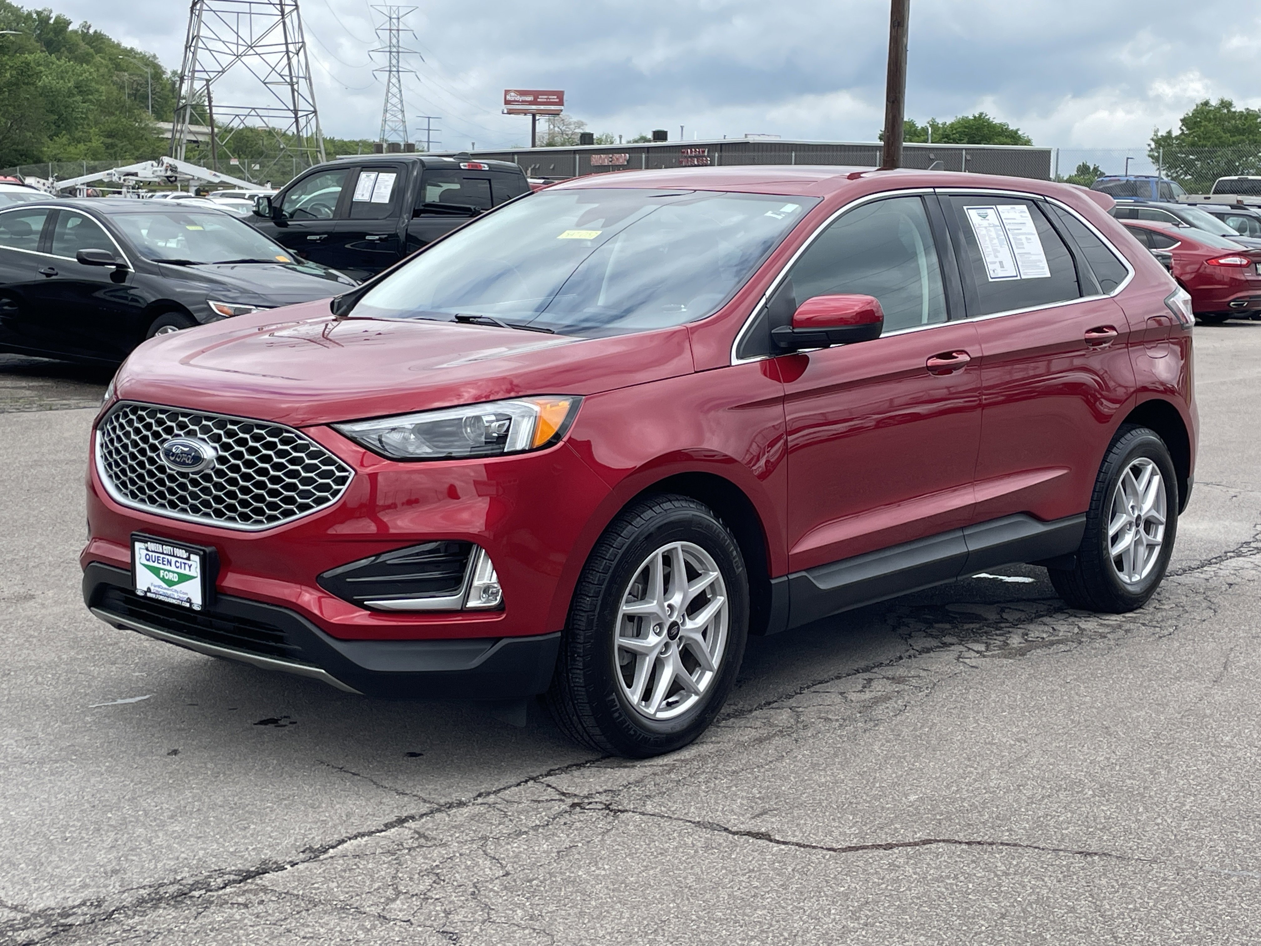 Used 2024 Ford Edge SEL w/ Convenience Package AWD/4WD image 2