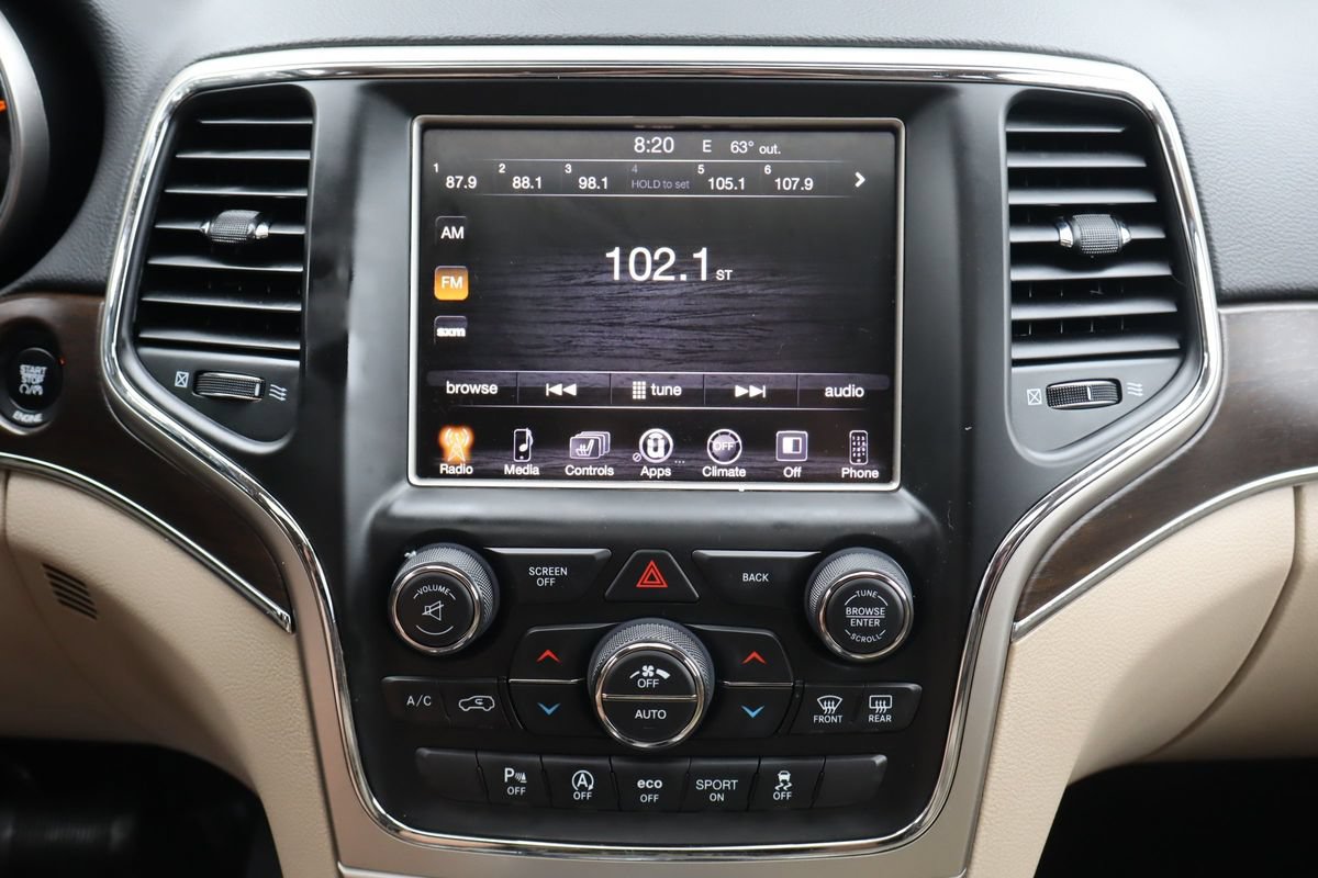 Used 2016 Jeep Grand Cherokee Limited AWD/4WD image 34