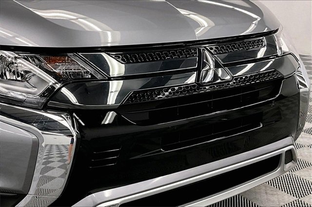 Used 2022 Mitsubishi Outlander SEL image 27