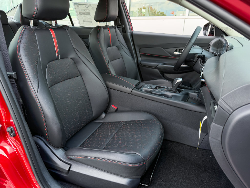 New 2027 Nissan Sentra SR w/ SR Premium Package FWD image 12