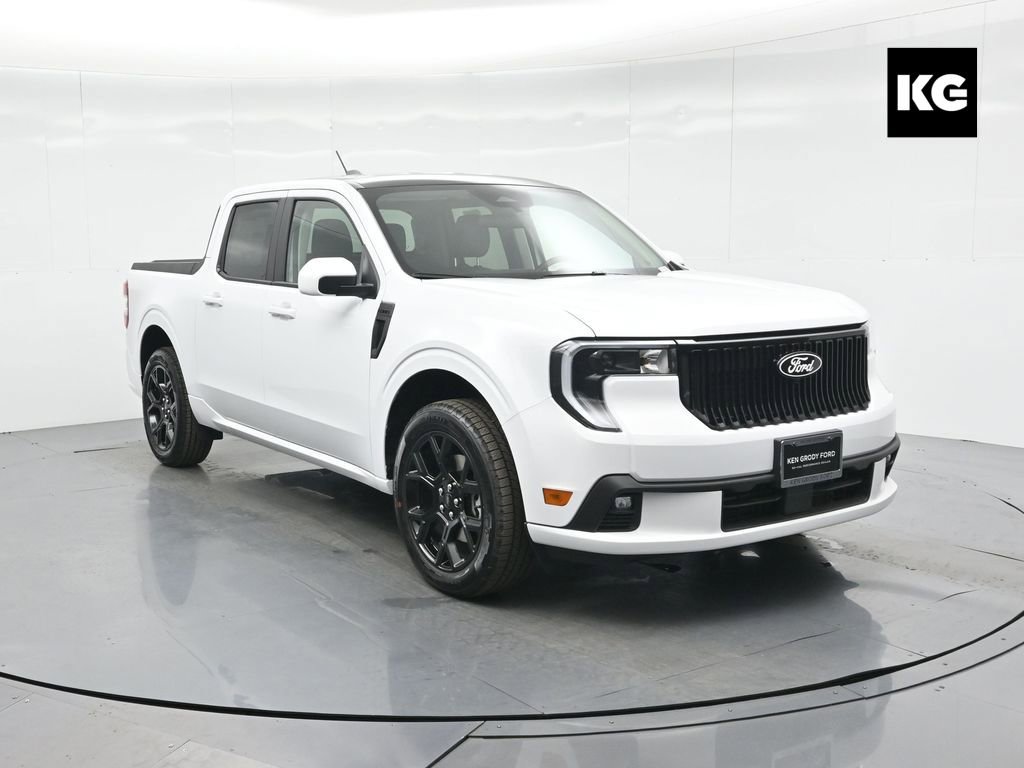 New 2025 Ford Maverick Lobo