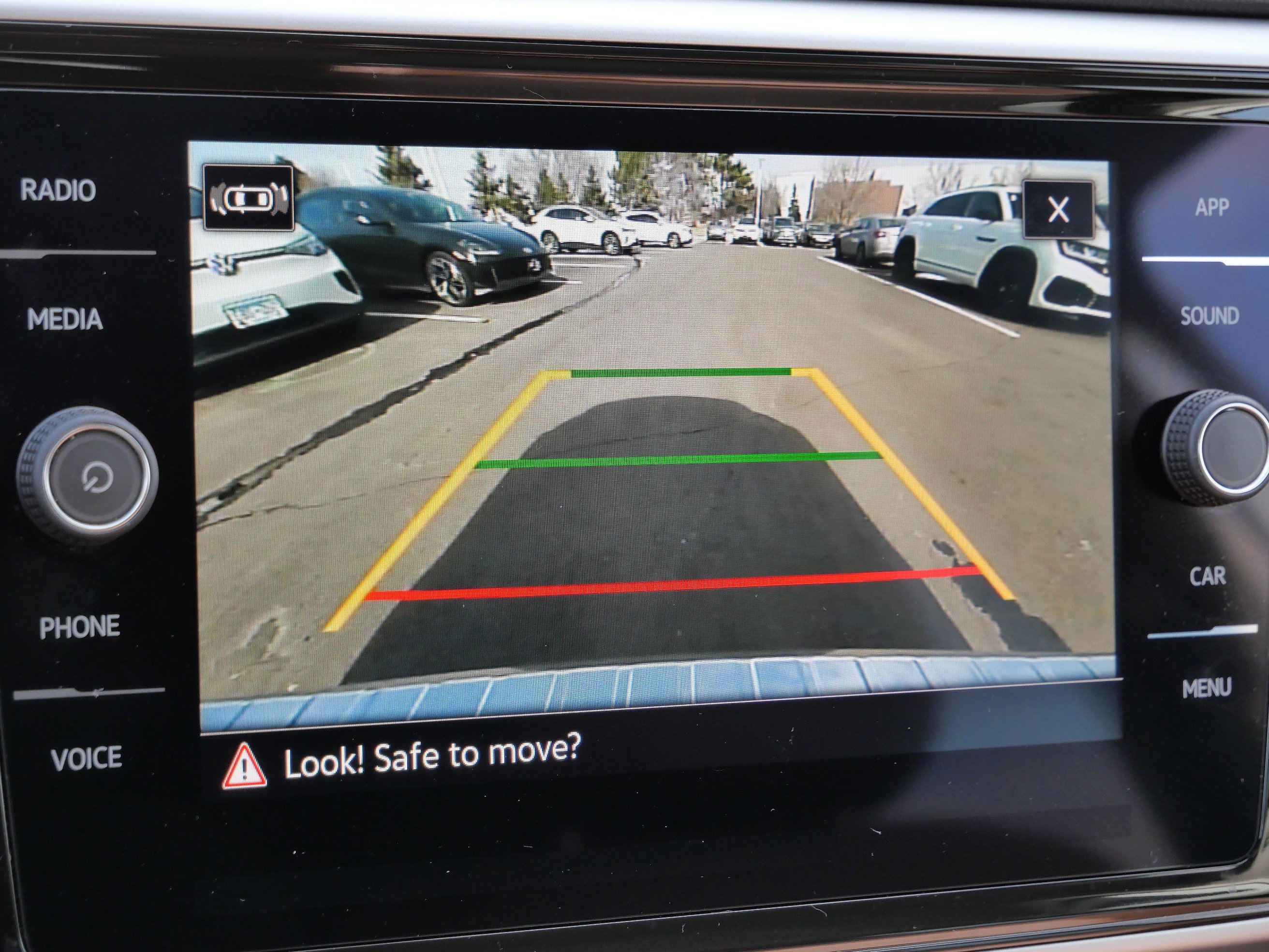 Certified 2023 Volkswagen Atlas SE w/ Black Wheel Package image 35