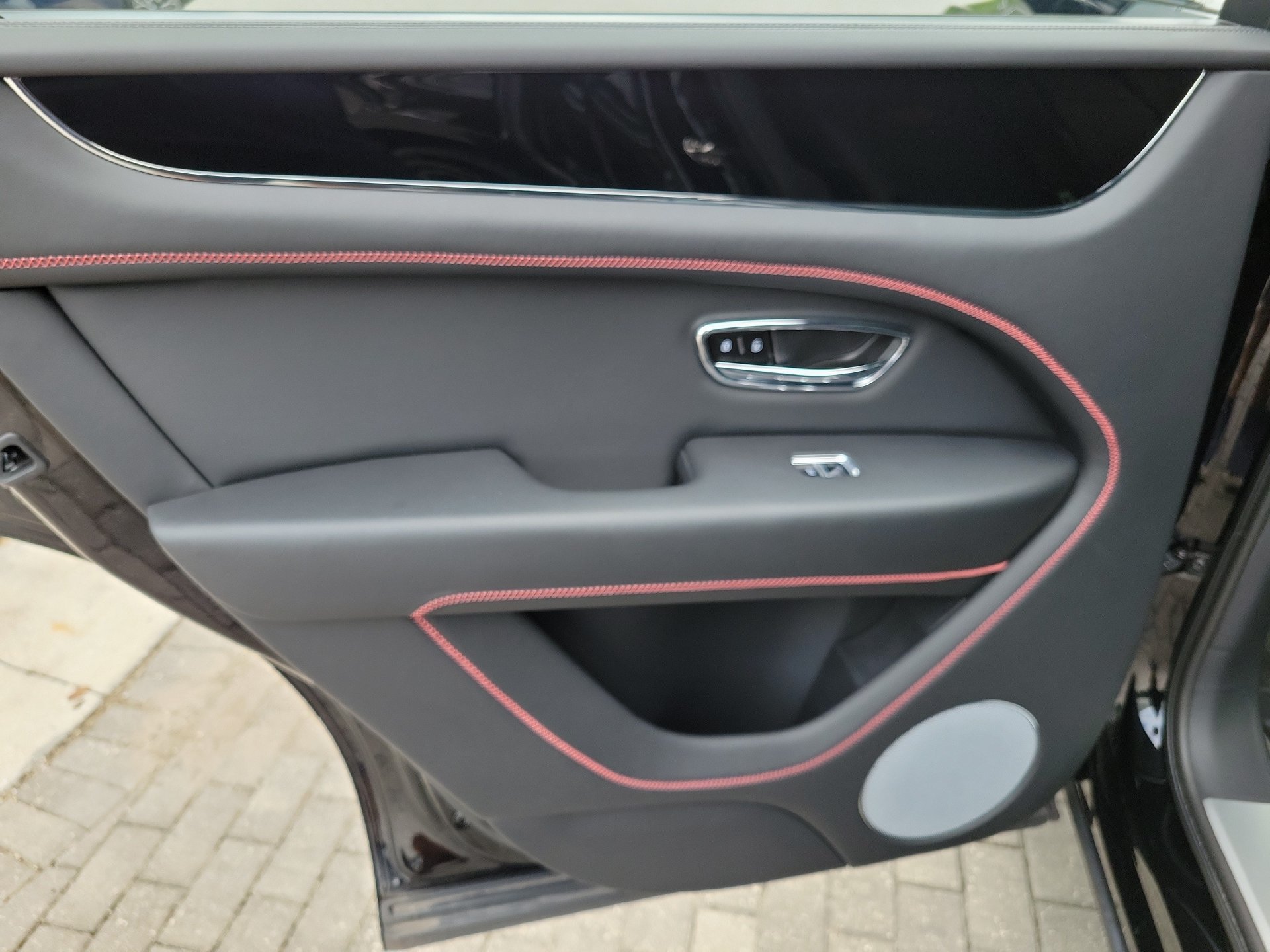 Certified 2023 Bentley Bentayga AWD/4WD image 22