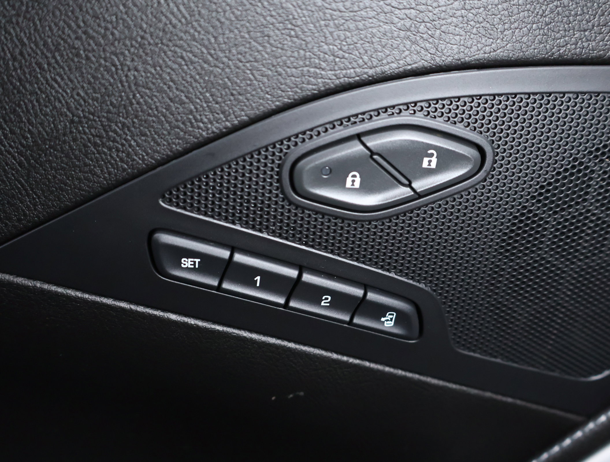 Used 2018 Chevrolet Corvette Grand Sport image 9