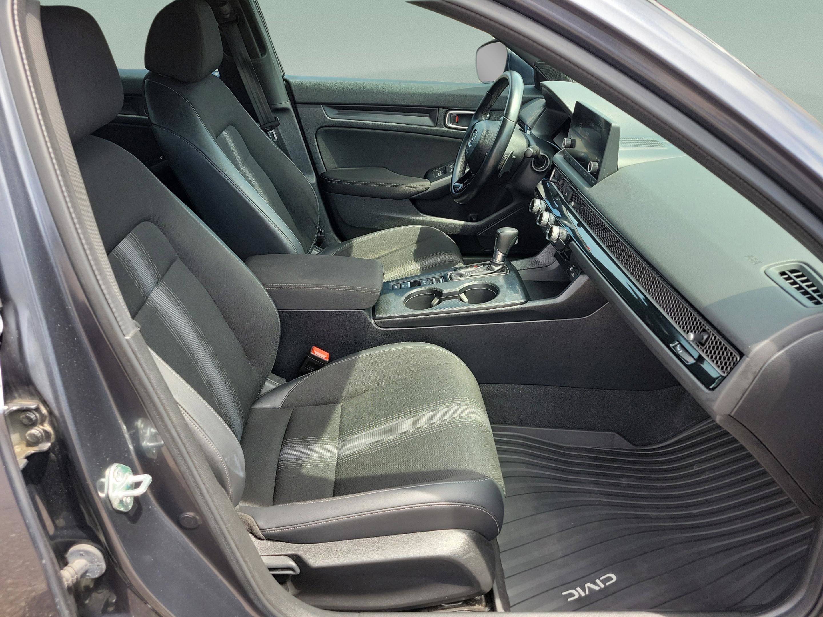 Used 2023 Honda Civic Sport image 17