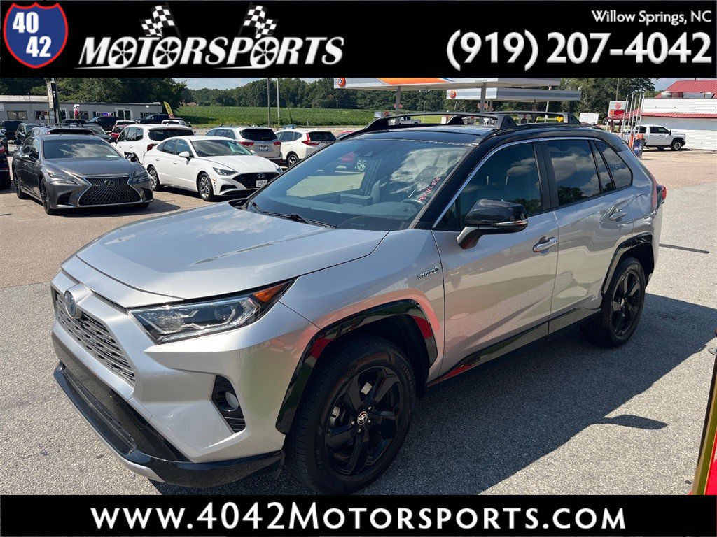 Used 2019 Toyota RAV4 XSE AWD/4WD image 1