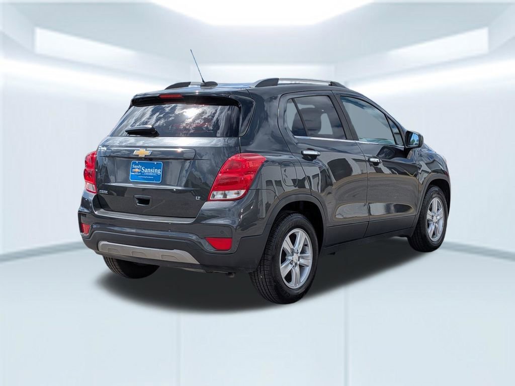Used 2019 Chevrolet Trax LT w/ Sun & Sound Package FWD image 6