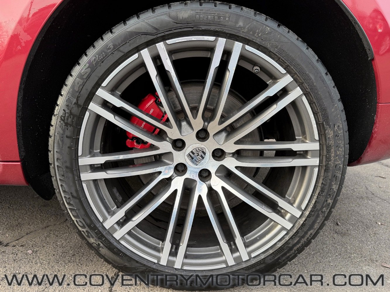 Used 2015 Porsche Macan Turbo image 10