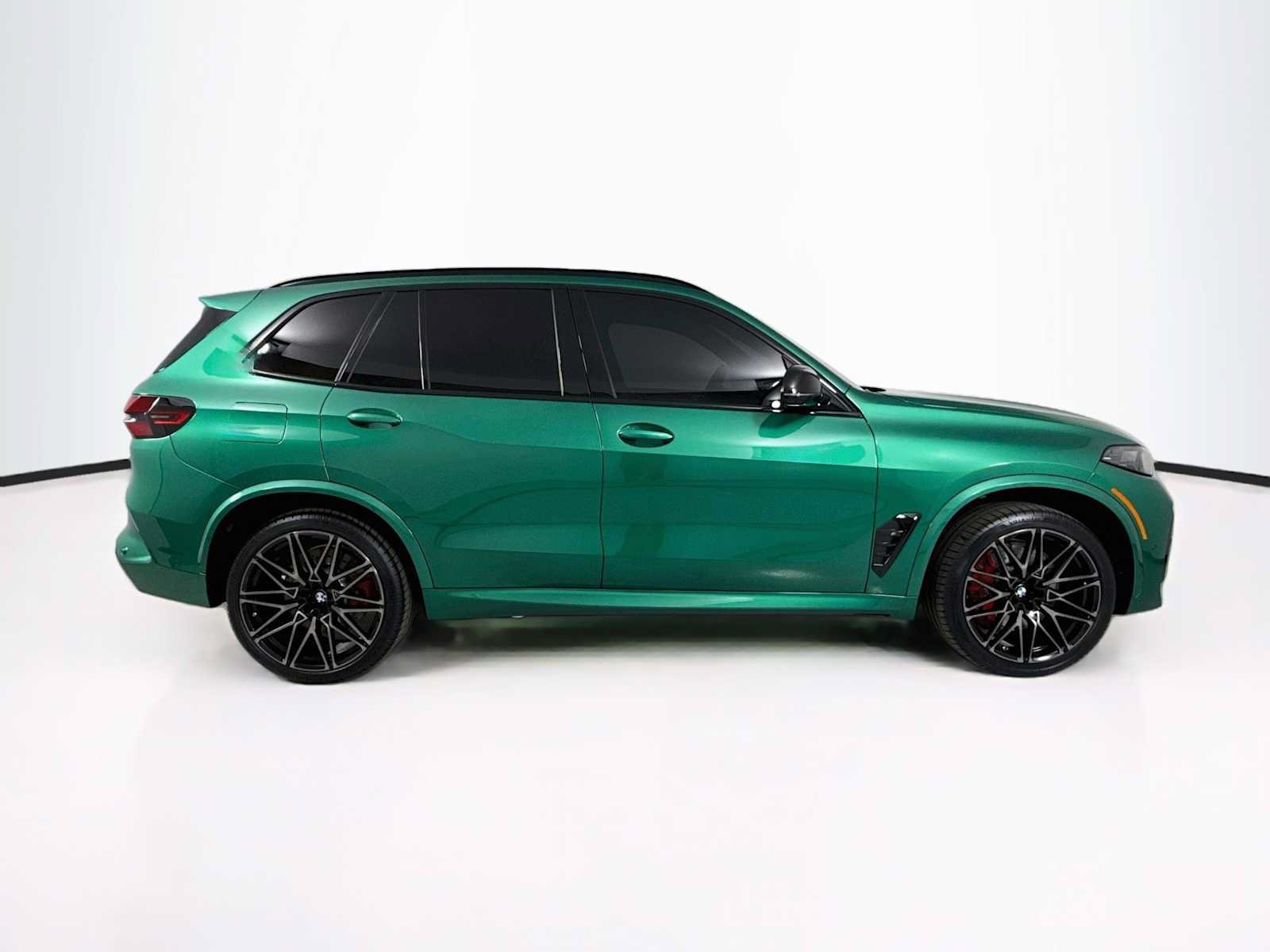 Used 2025 BMW X5 M Competition w/ Executive Package AWD/4WD image 8