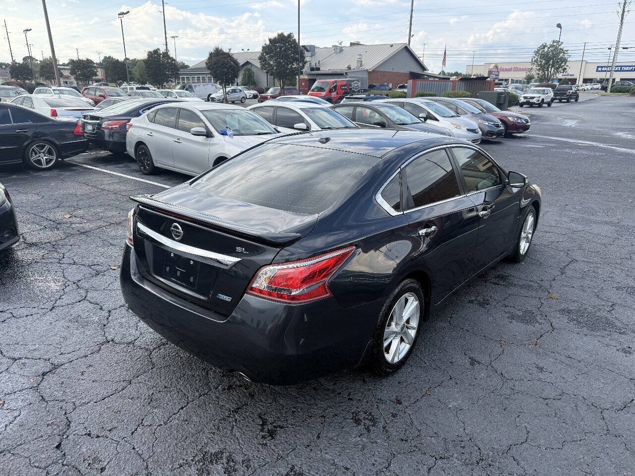 Used 2013 Nissan Altima 2.5 SL FWD image 9