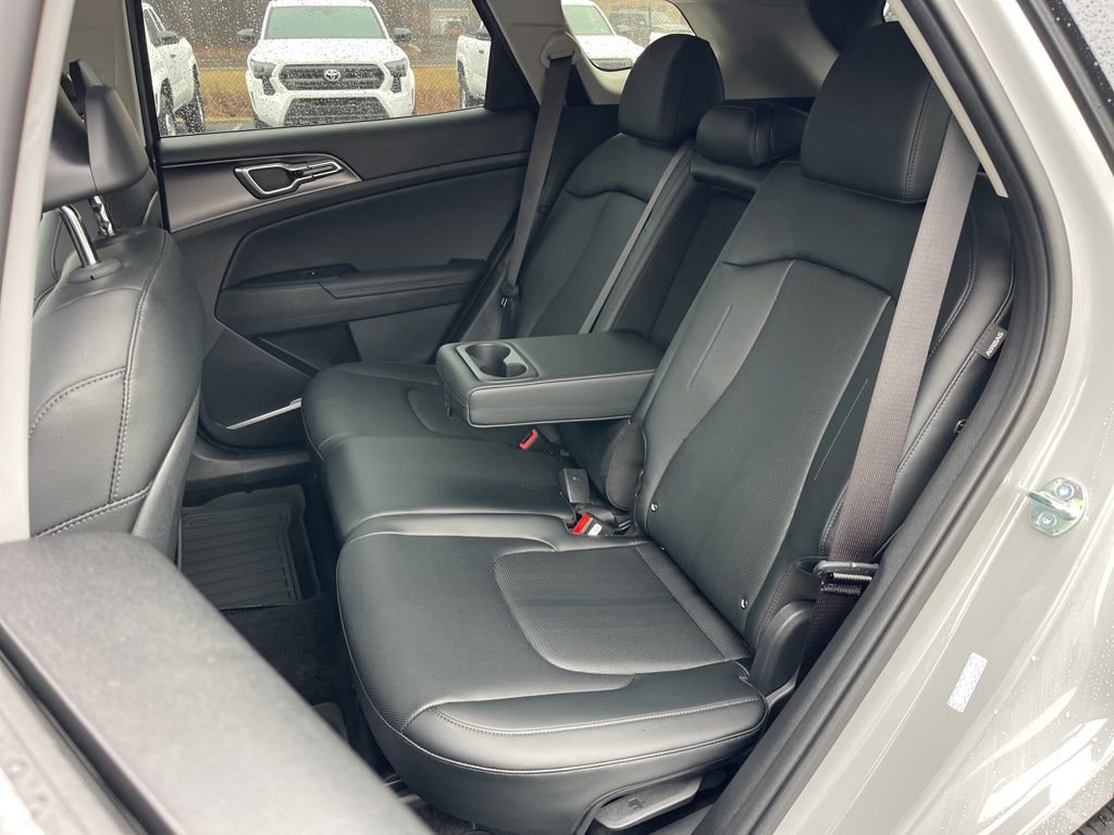 Certified 2026 Kia Sportage EX FWD image 20