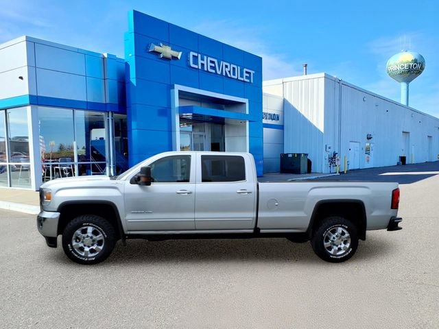 Used 2017 GMC Sierra 2500 SLE w/ SLE Preferred Package AWD/4WD image 7