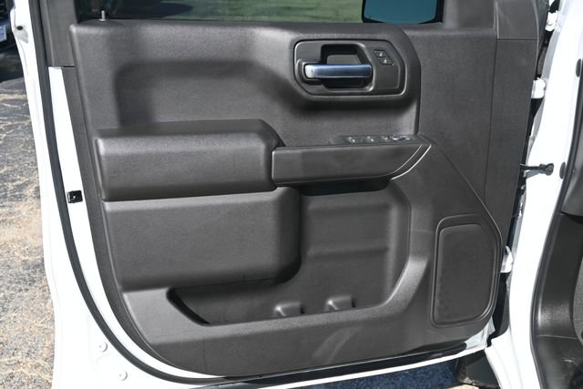 Used 2024 Chevrolet Silverado 1500 Custom w/ LPO, Dark Essentials Package image 10