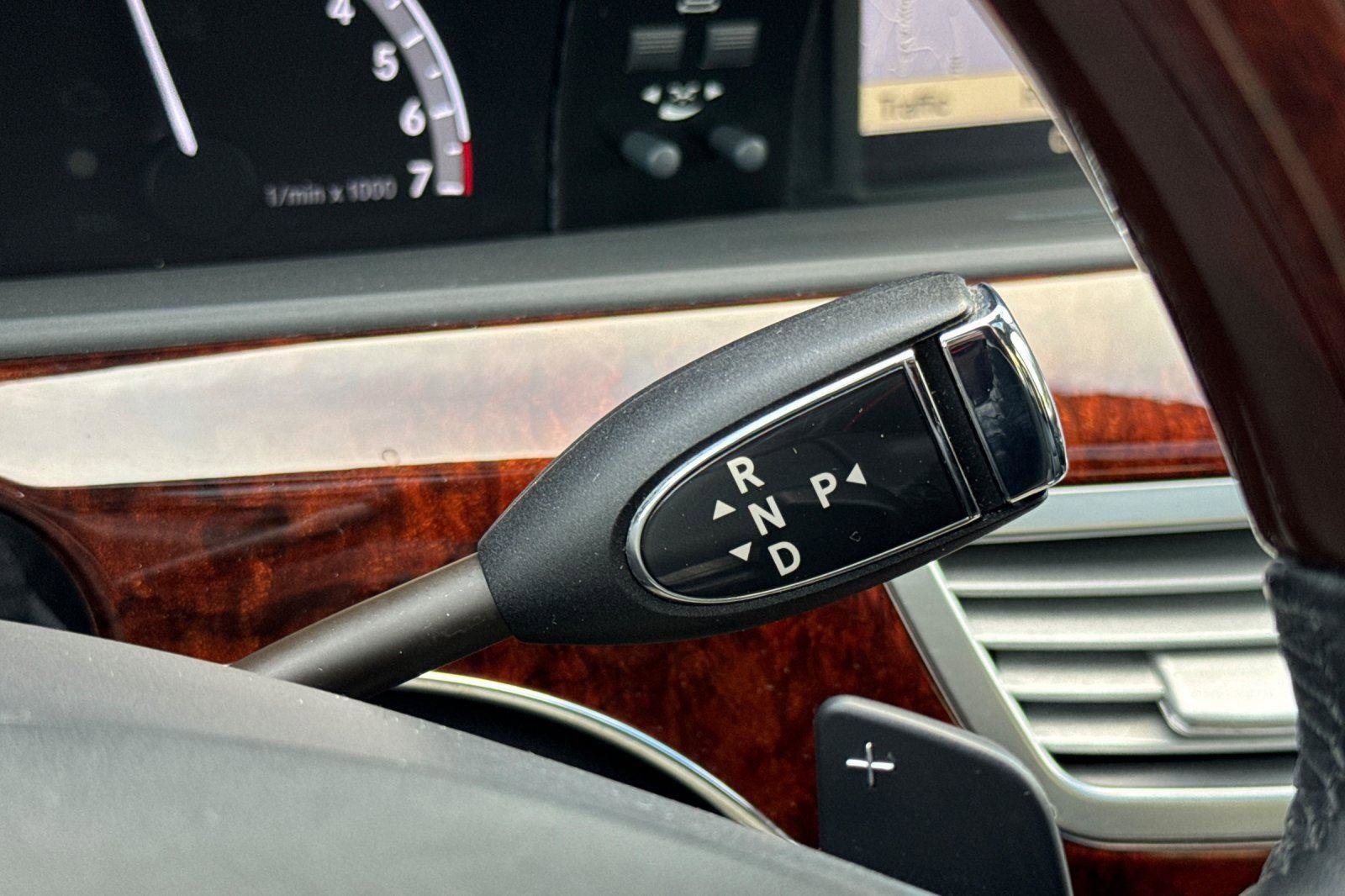 Used 2010 Mercedes-Benz S 550 image 20