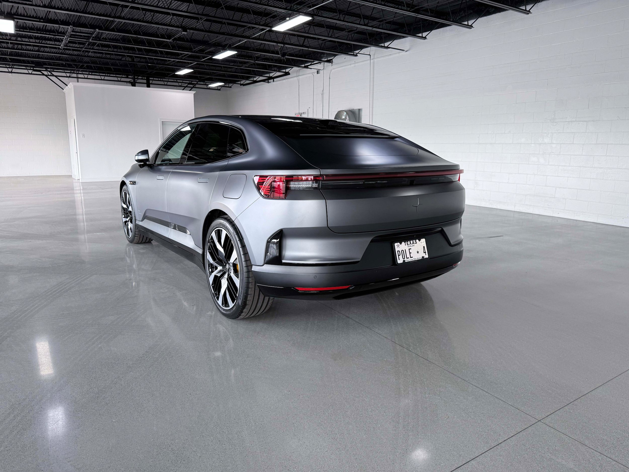 New 2026 Polestar Polestar 4 w/ Performance Pack AWD/4WD image 4